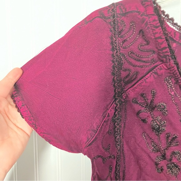 Ludy Top maroon Embroidered Floral Hippie Peasant Casual - Picture 4 of 6